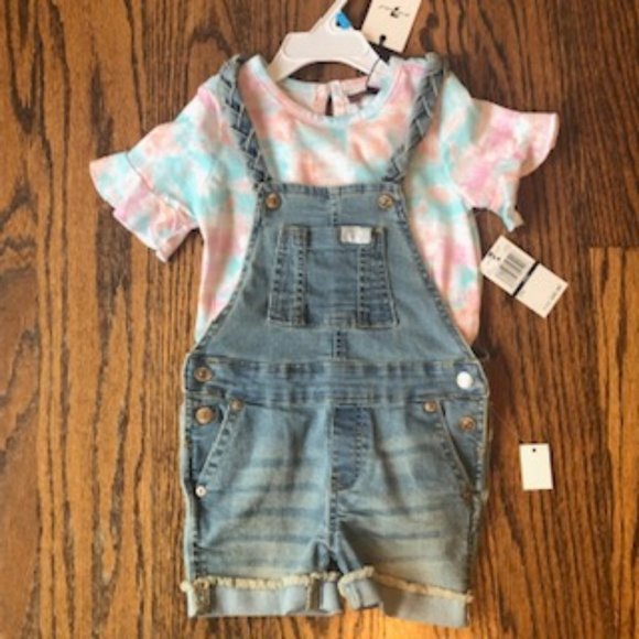 7 For All Mankind Other - NWT 7 for all Mankind 24 M short overall & t shirt